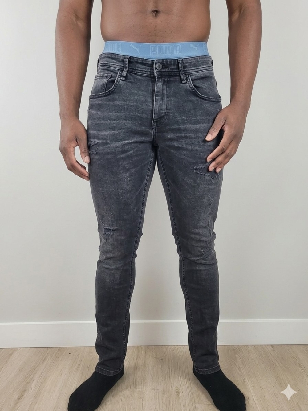 🔥 C&A Slim Fit Distressed BLACK Jeans- Size 33/34 - Comfort Stretch🔥